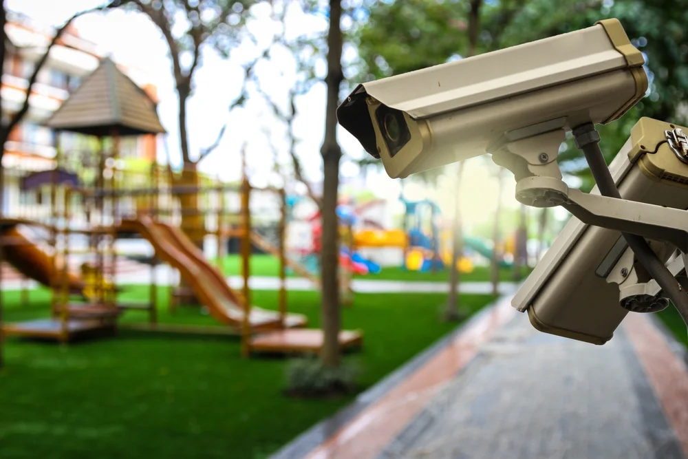 shutterstock_558948637 surveillance camera.jpg