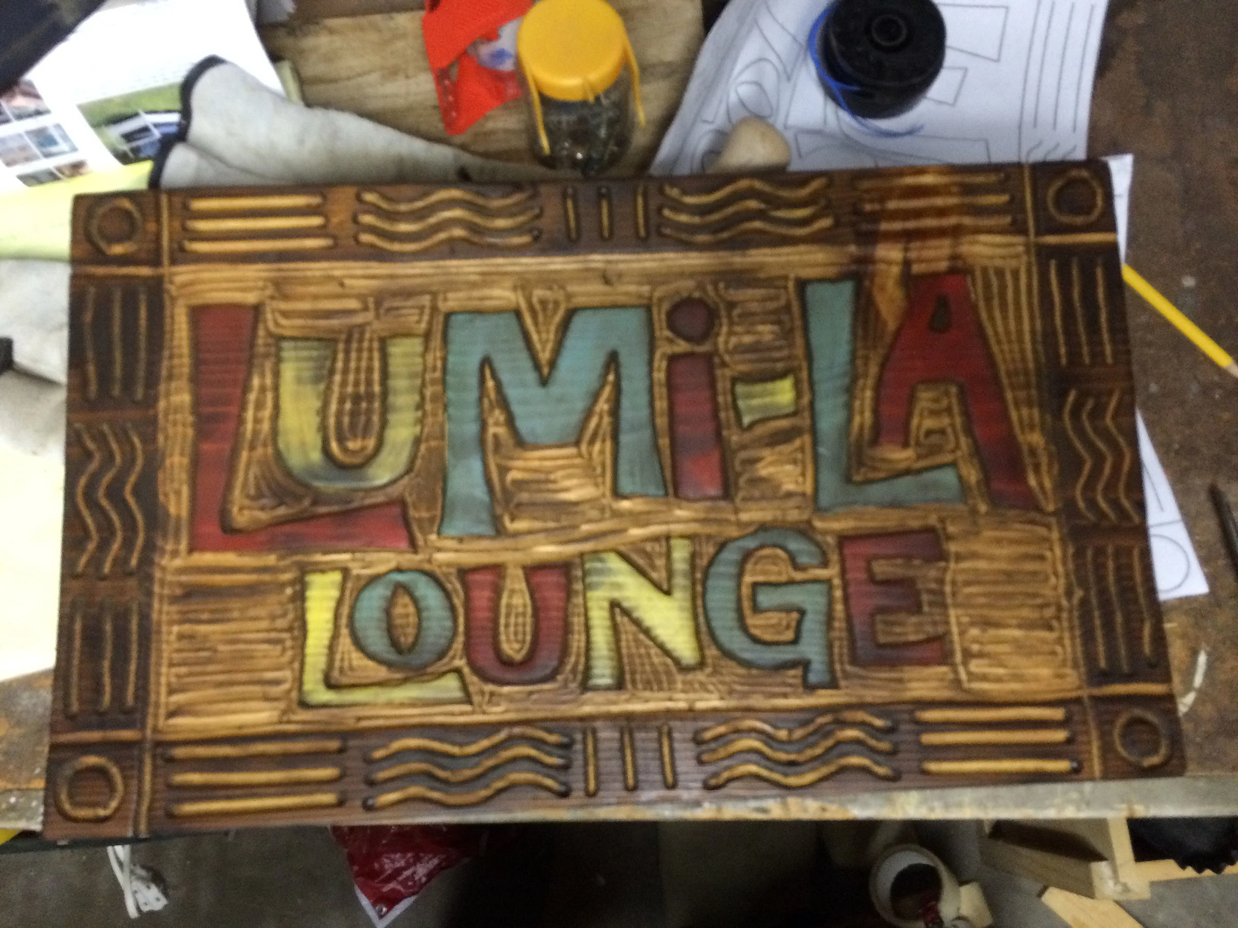 Lumi-La Lounge