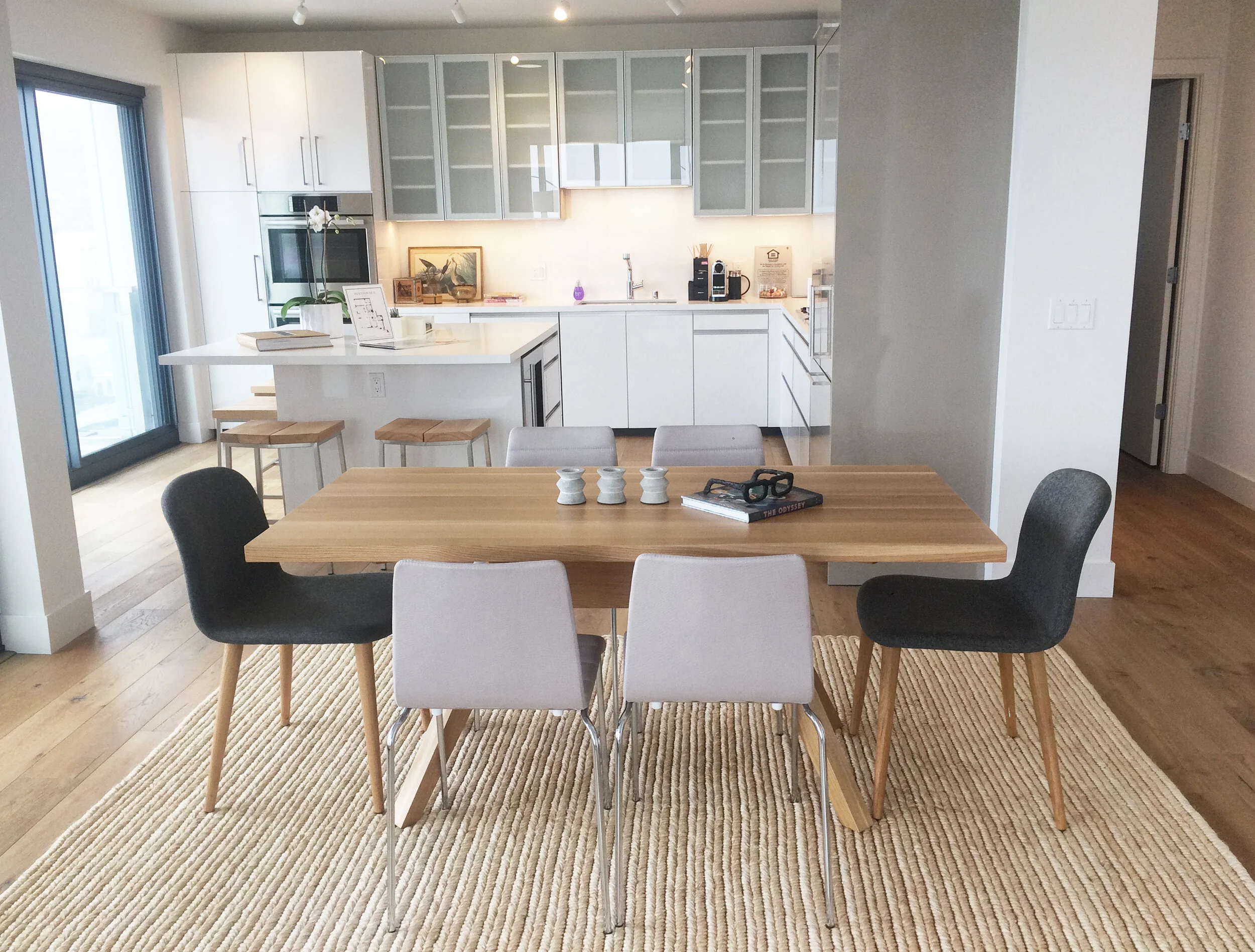 Penthouse_Dining Room Kitchen.jpg