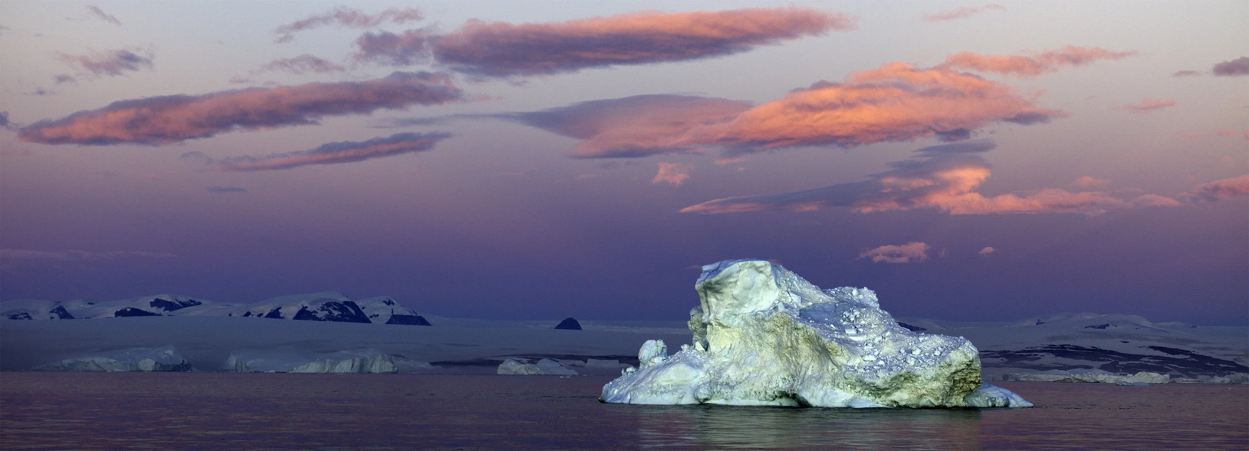 2013_09_08_Iceberg Pano_115dpi _10X28.jpg