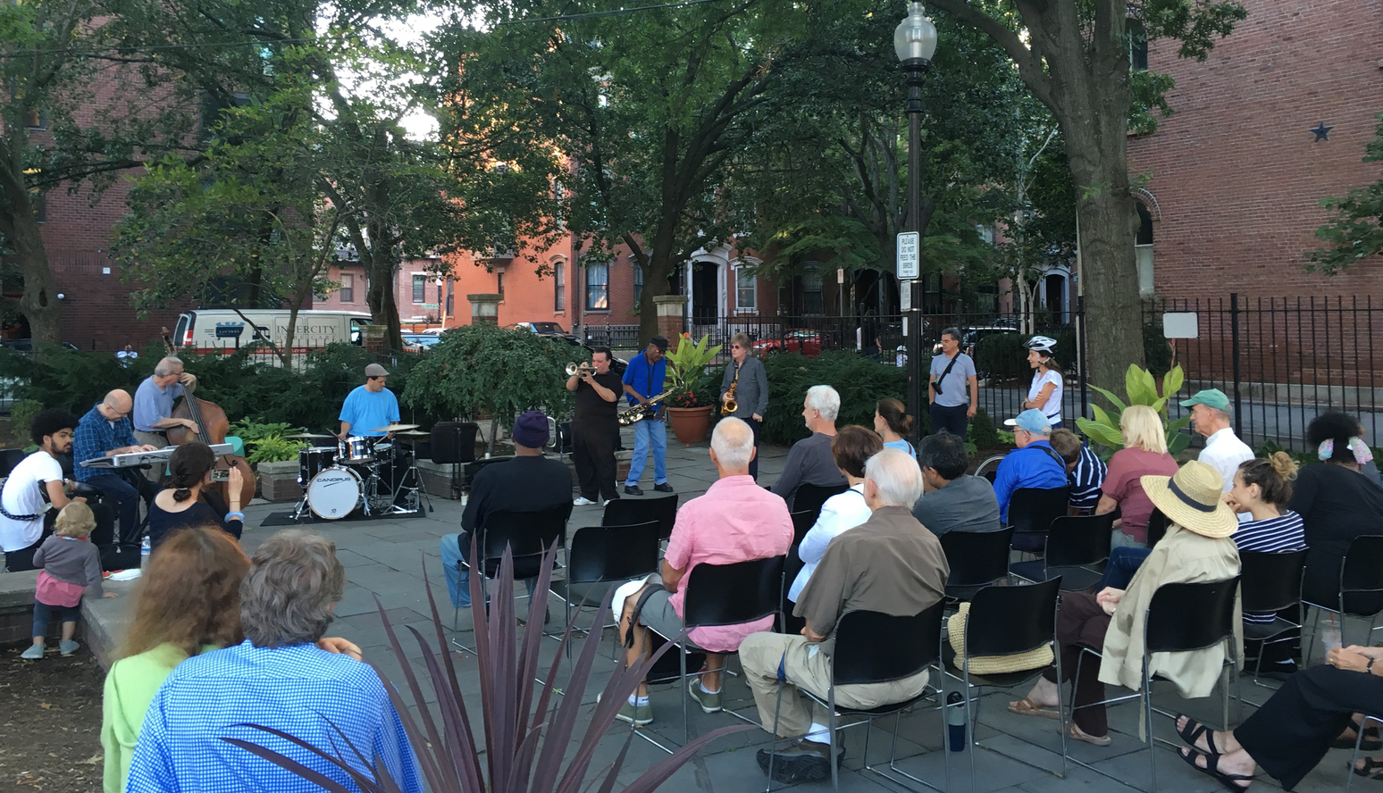 2016 Summer Jazz and Blues concerts with Pat Loomis and his Friends in Library Park