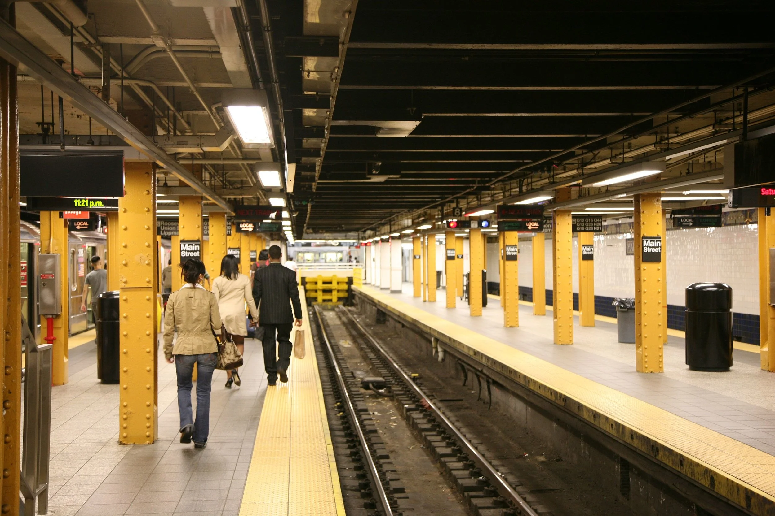 Flushing Creative Commons - Daniel Schwen.jpg