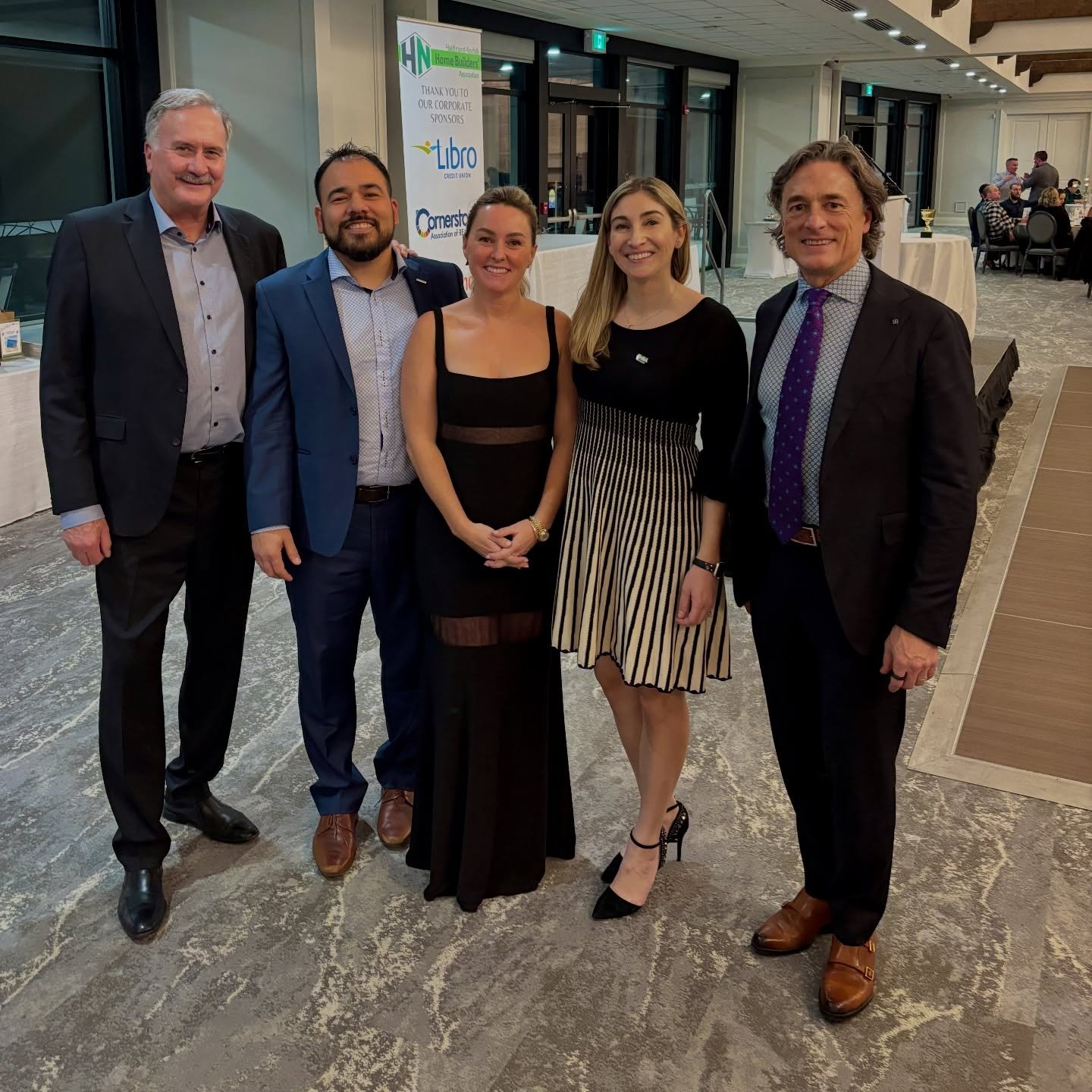 A lovely night at the @hn_homebuildersassociation Christmas Gala 🌟