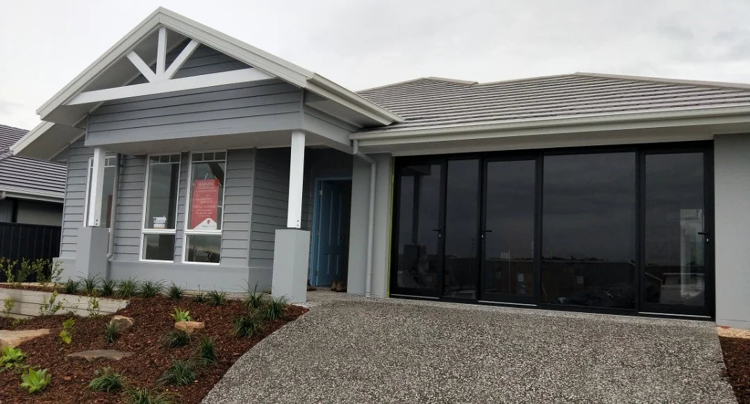 AZURE 27 - CAMERON GROVE ESTATE