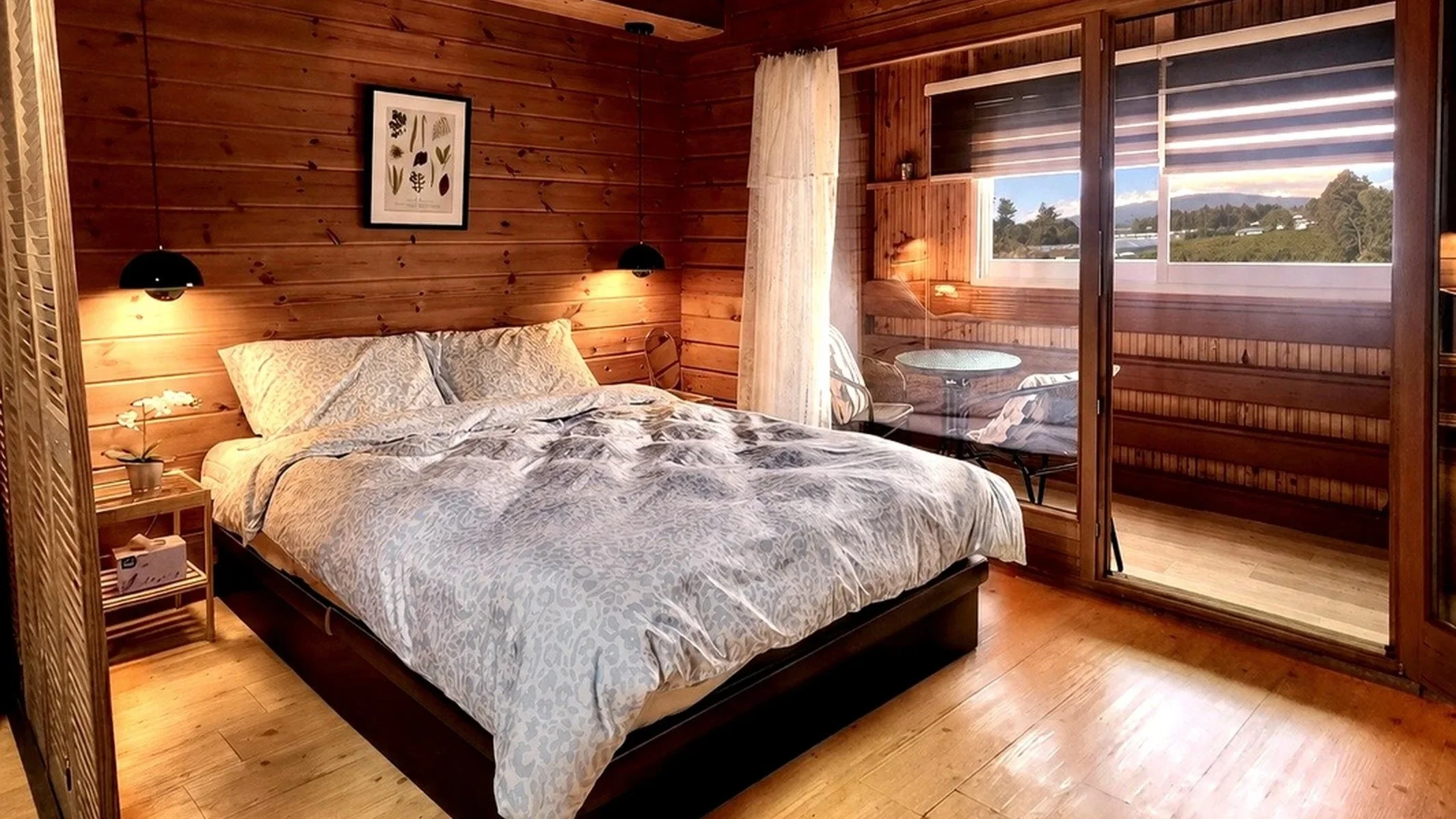 203+Main_airbnb_optimized_300dpi.jpg