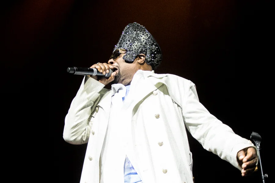 Lachlan-Mitchell-@lachlansydney-Red-Hot-Chili-Peppers-Sydney-19.2.19-9.jpg