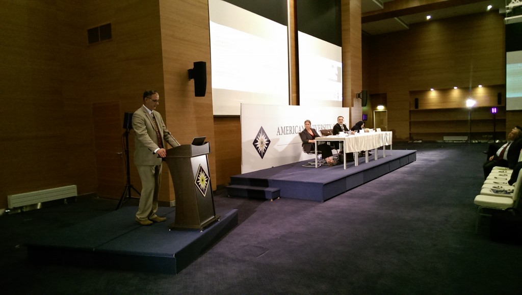 Left to right: Abdulameer al-Hamdani presenting at AUIS, with Geraldine Chatelard, Mahmood Ahmed Bakr Khayat, and Leila Salih in the Background (Peter Wien, 2016)