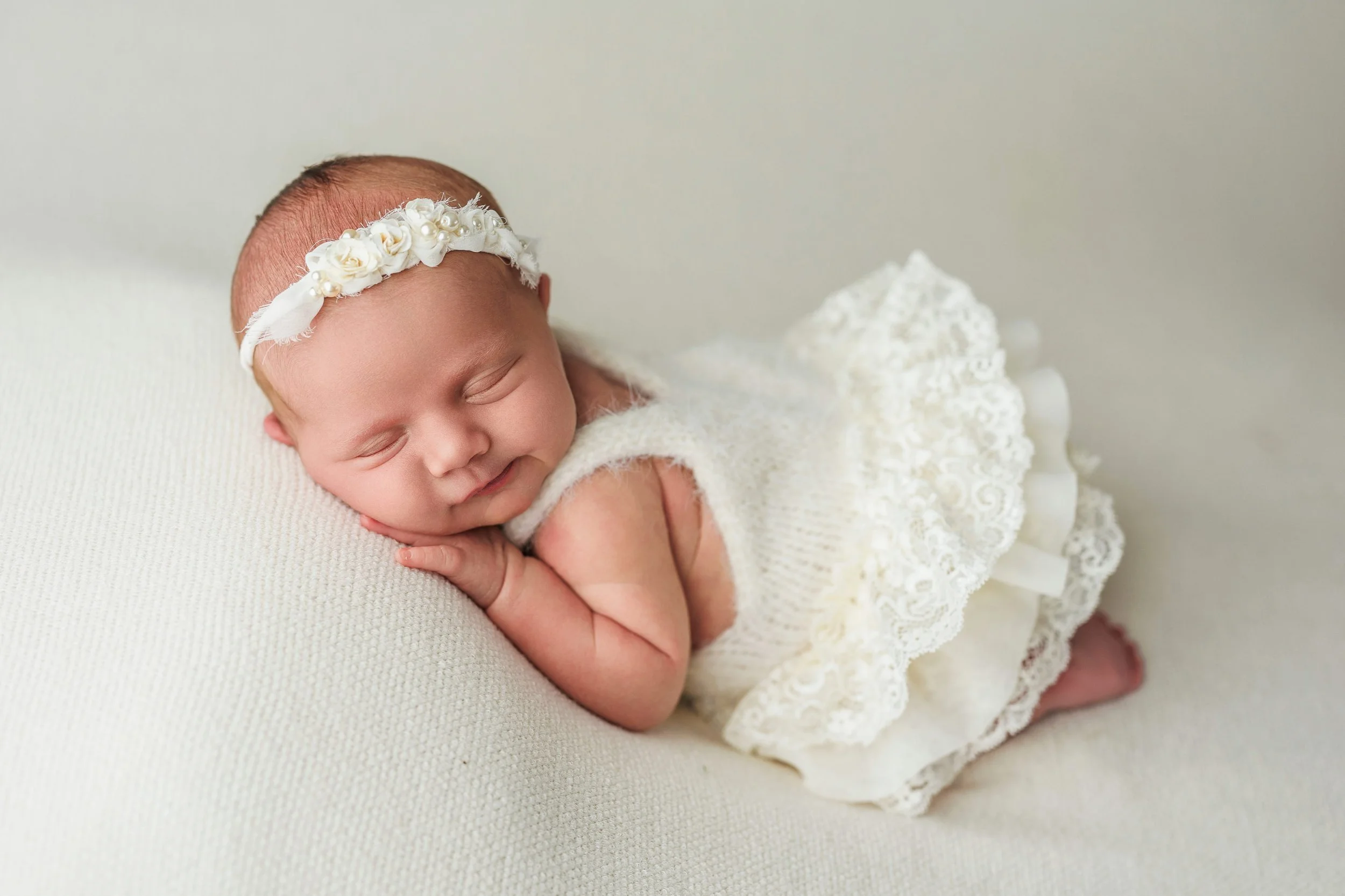 lake-dallas-newborn-photographer.jpg