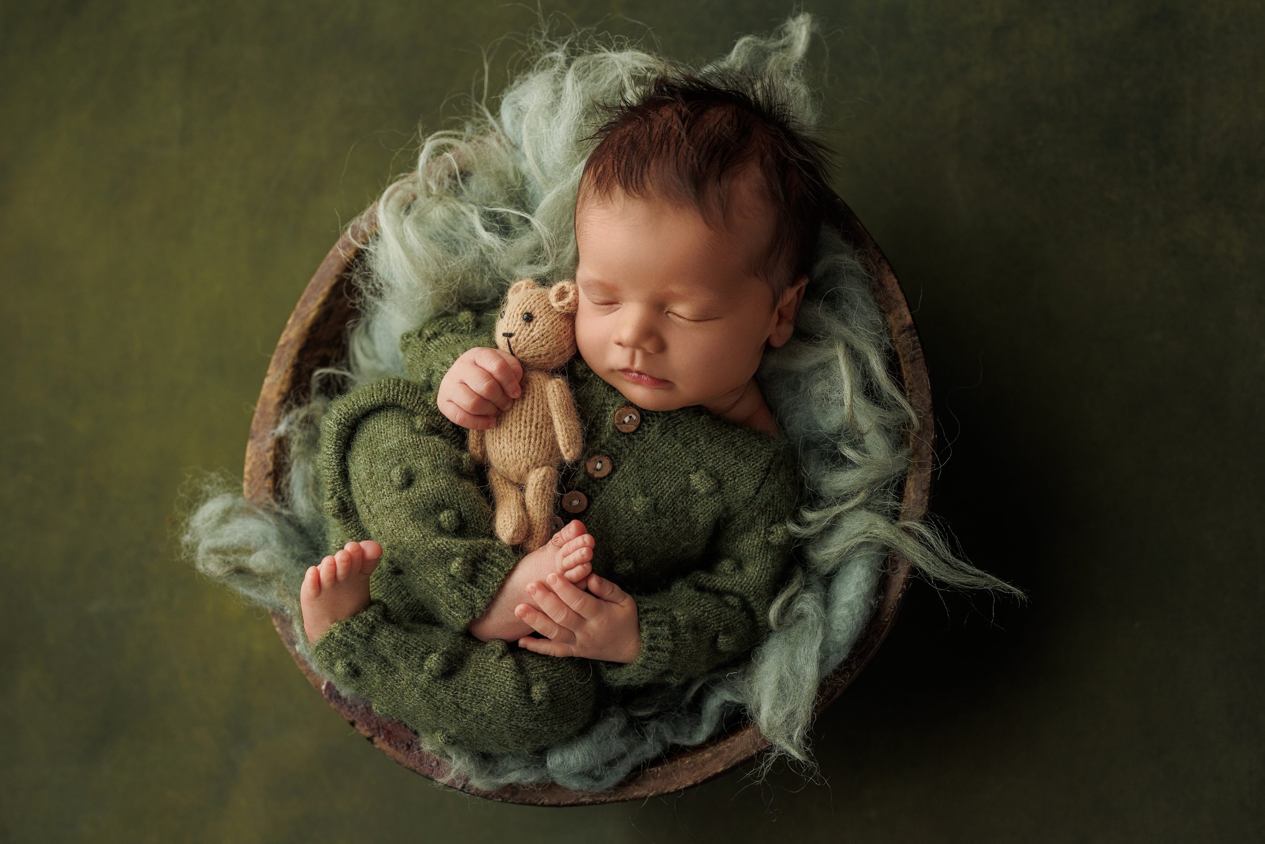 neutral-newborn-photography-dfw.jpg