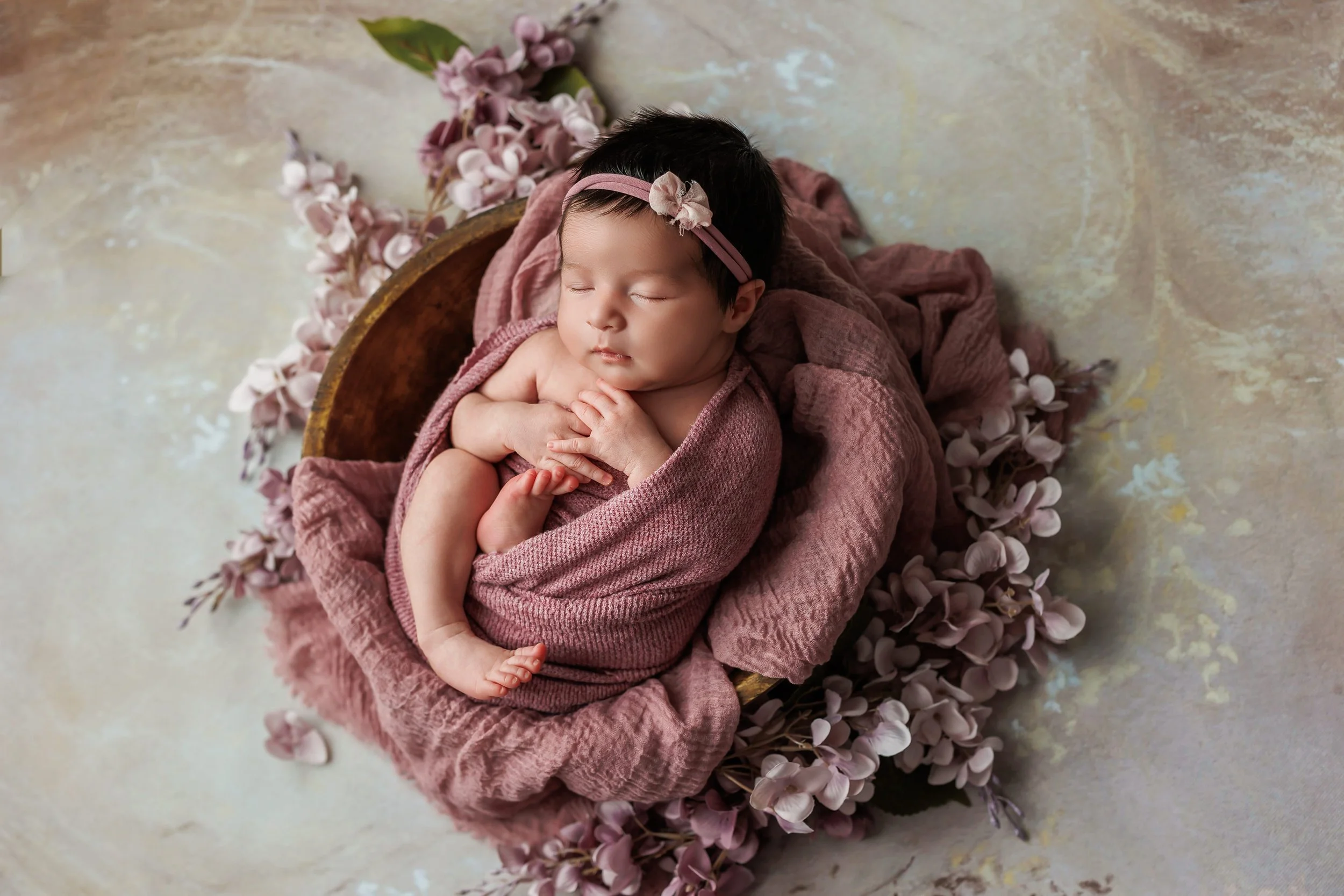 floral newborn photoshoot in Lake Dallas studio