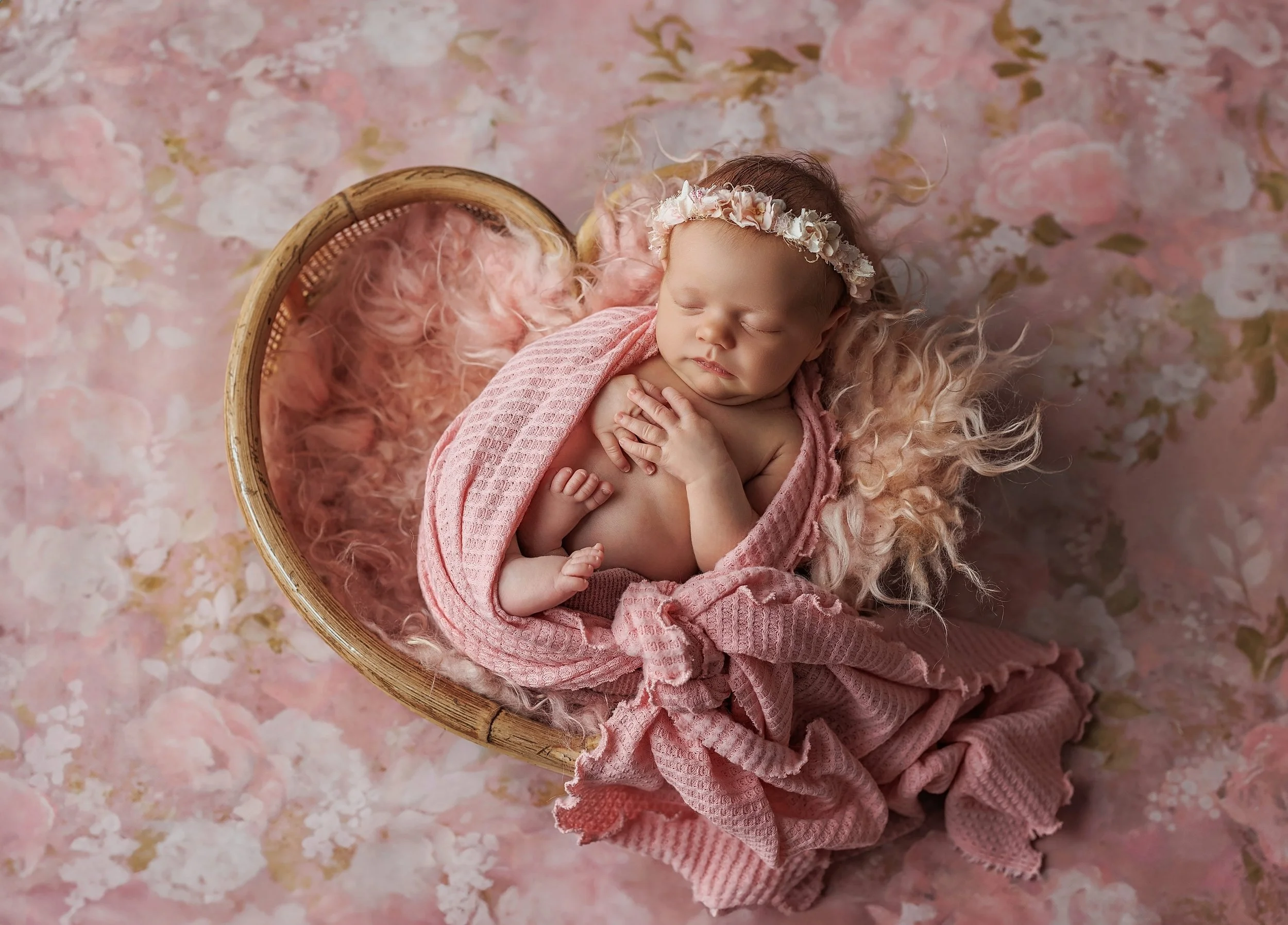 studio-newborn-pictures-Denton-Texas.jpg