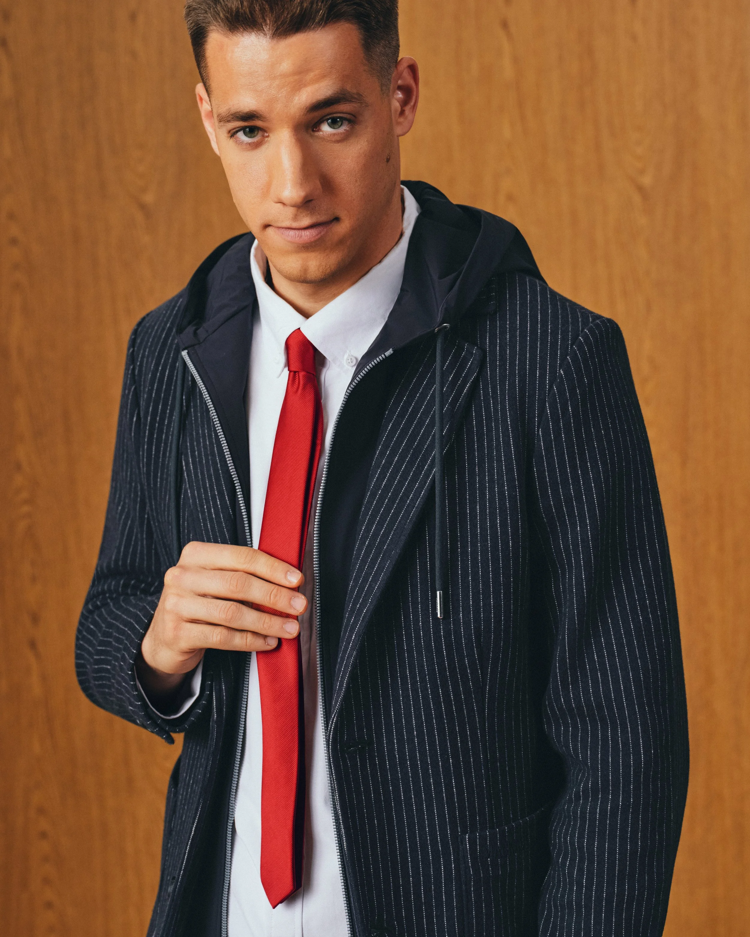 MARIO PAŠALIĆ_WELLS-K_NAVY-CREAM_2.jpg