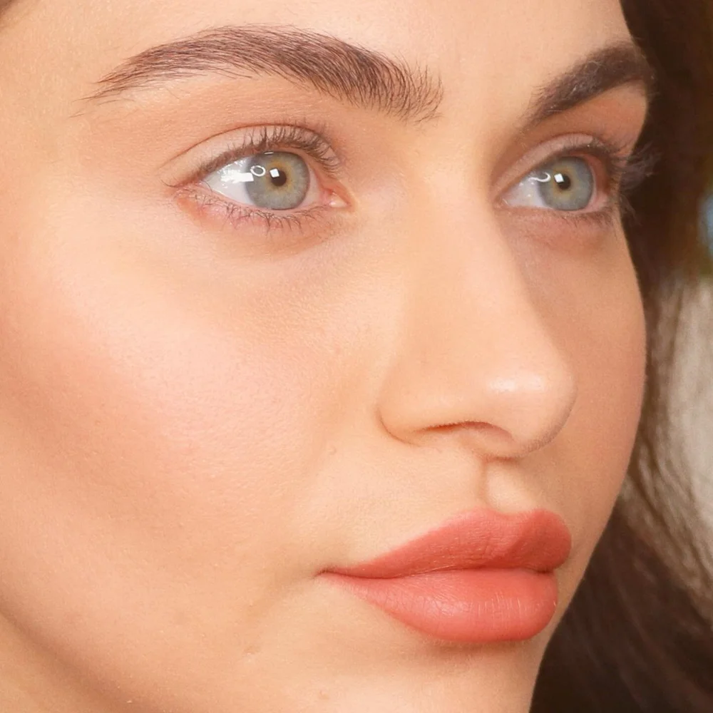 Just a skin freak.

I had acne for 10+ years. Of those 10, 4 years were spent at home hardly going out because the reaction people had to my skin was just too much for me. But here we are... 

#skinfetish #clearskin #nomakeupmakeup #naturalmakeup #ti