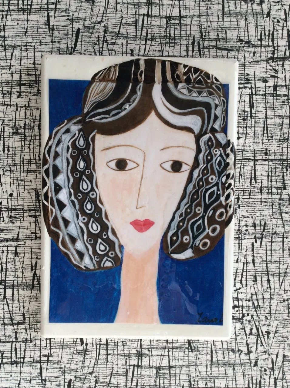 Her name is Alma- Tile