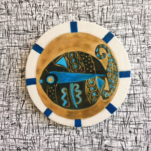 Round tile- Fish
