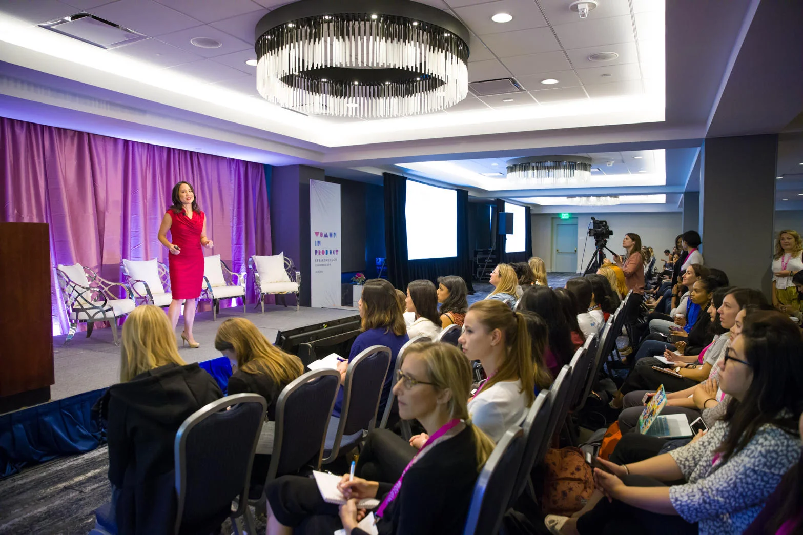 Lauren Chan Lee, winner of Product Speaker Idol Season 1