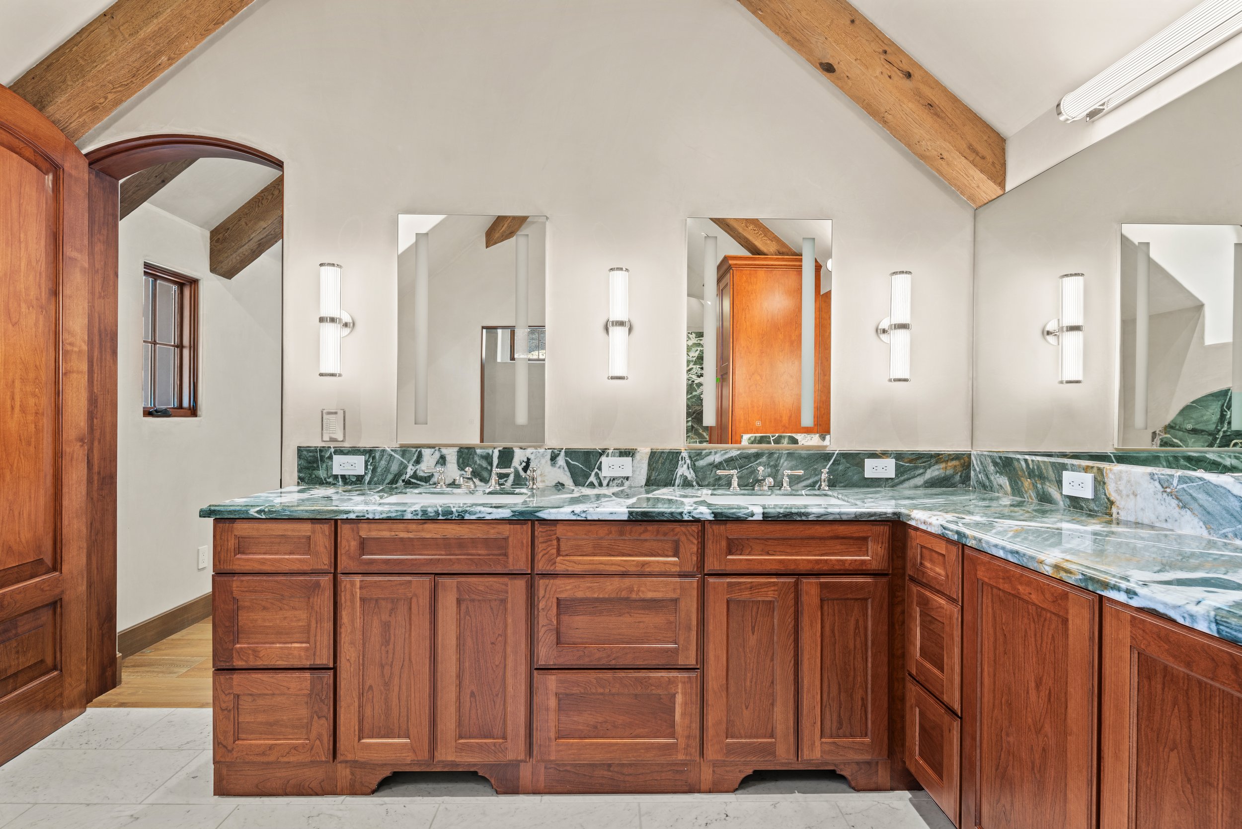14 LISMORE - 34.jpg