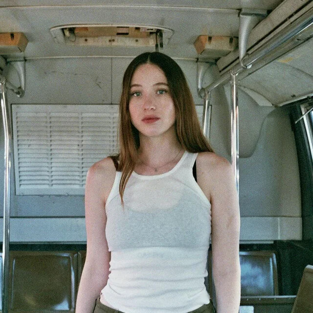 Sophie Lowe