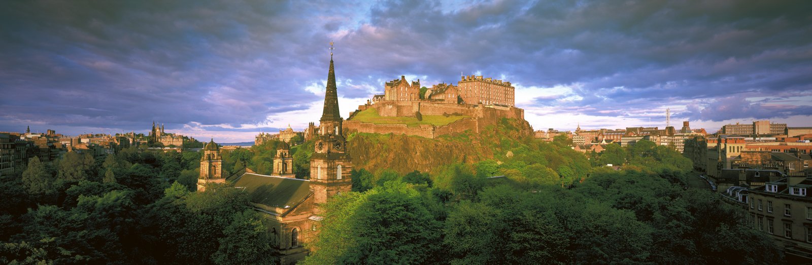 Edinburgh Castle x.jpg