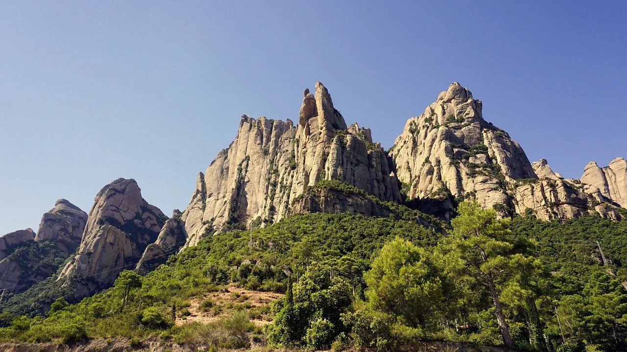 mountains-2498191_1280.jpg