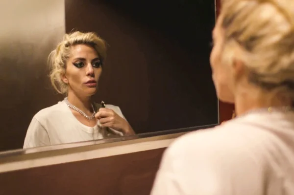 gaga_storyart.jpg