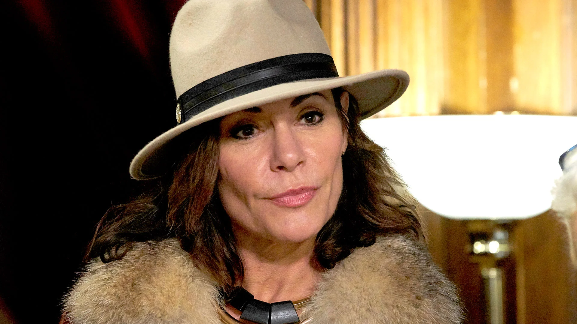 rhony-1106-luann-fish-room.jpg
