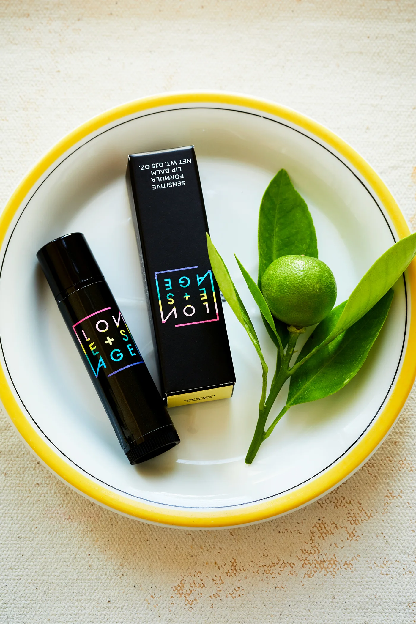 Sensitive_formula_lipbalm_Dana_Gallagher_0084 copy.jpg
