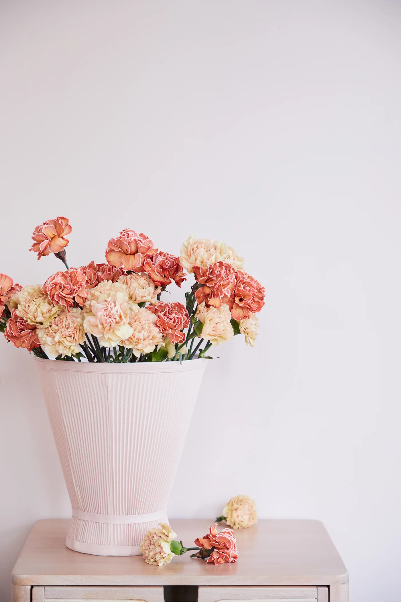 lampshade_flowers_dana_gallagher0060 copy.jpg