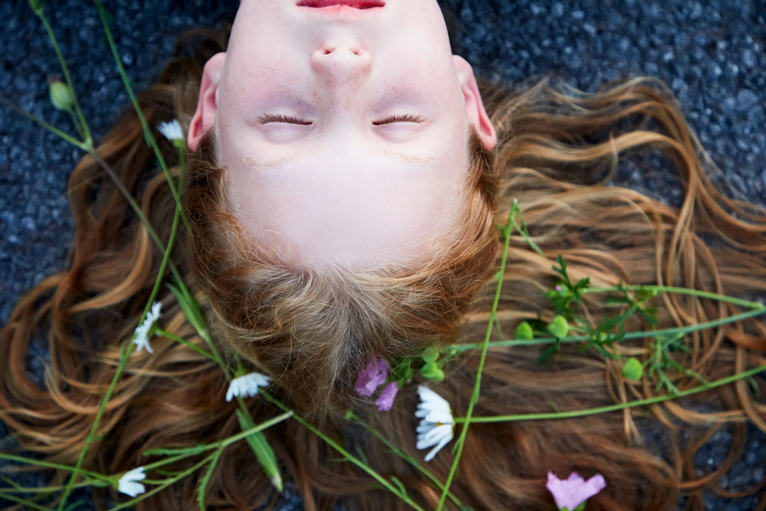 Imogen_flowers_dana_gallagher0022.jpg