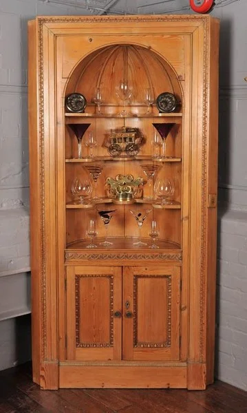 Edwardian Period Early 20th Century Pine Corner Cupboard