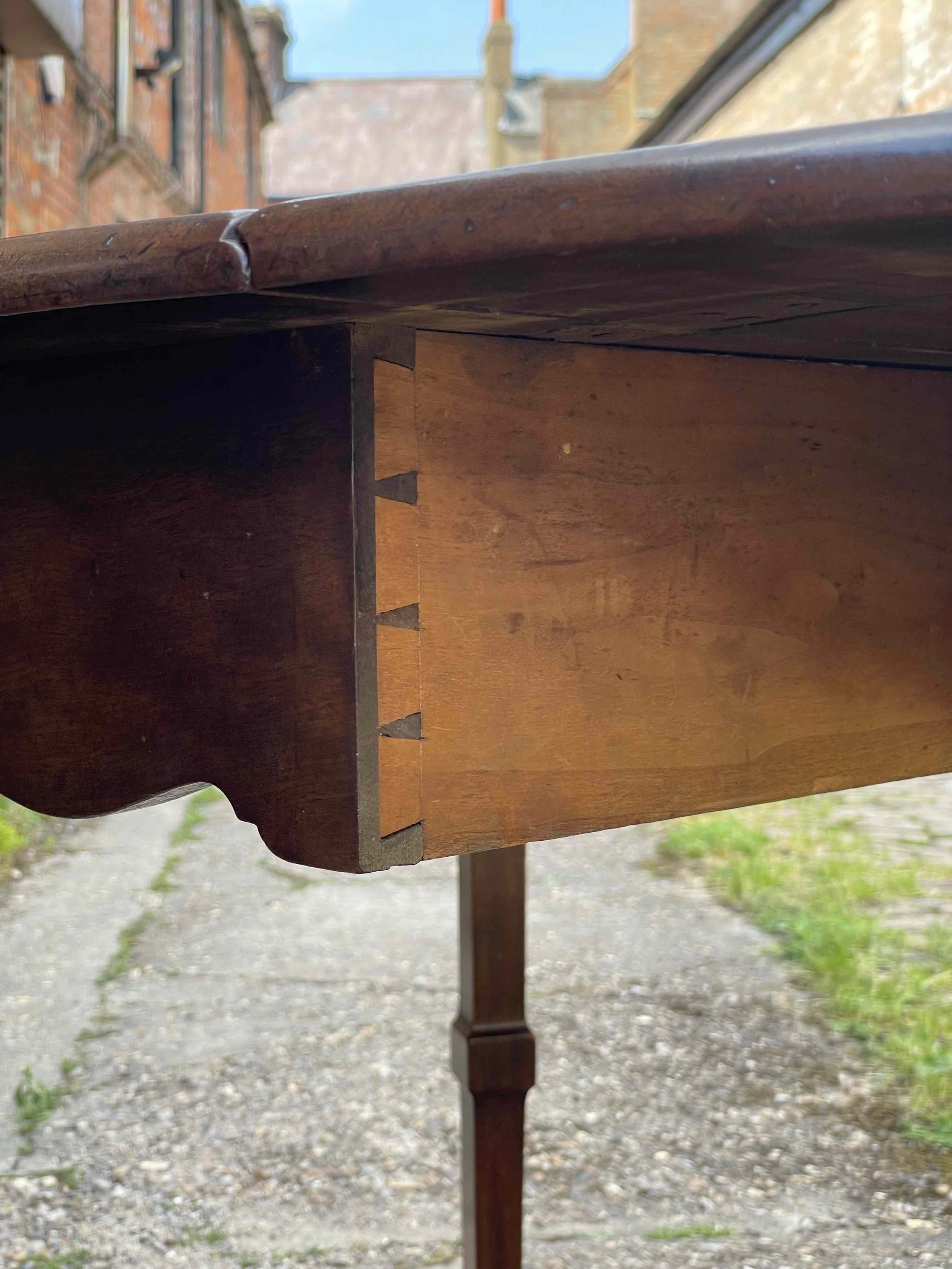 GatelegTable6.jpg