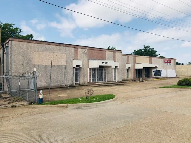 2833 Irving.jpg
