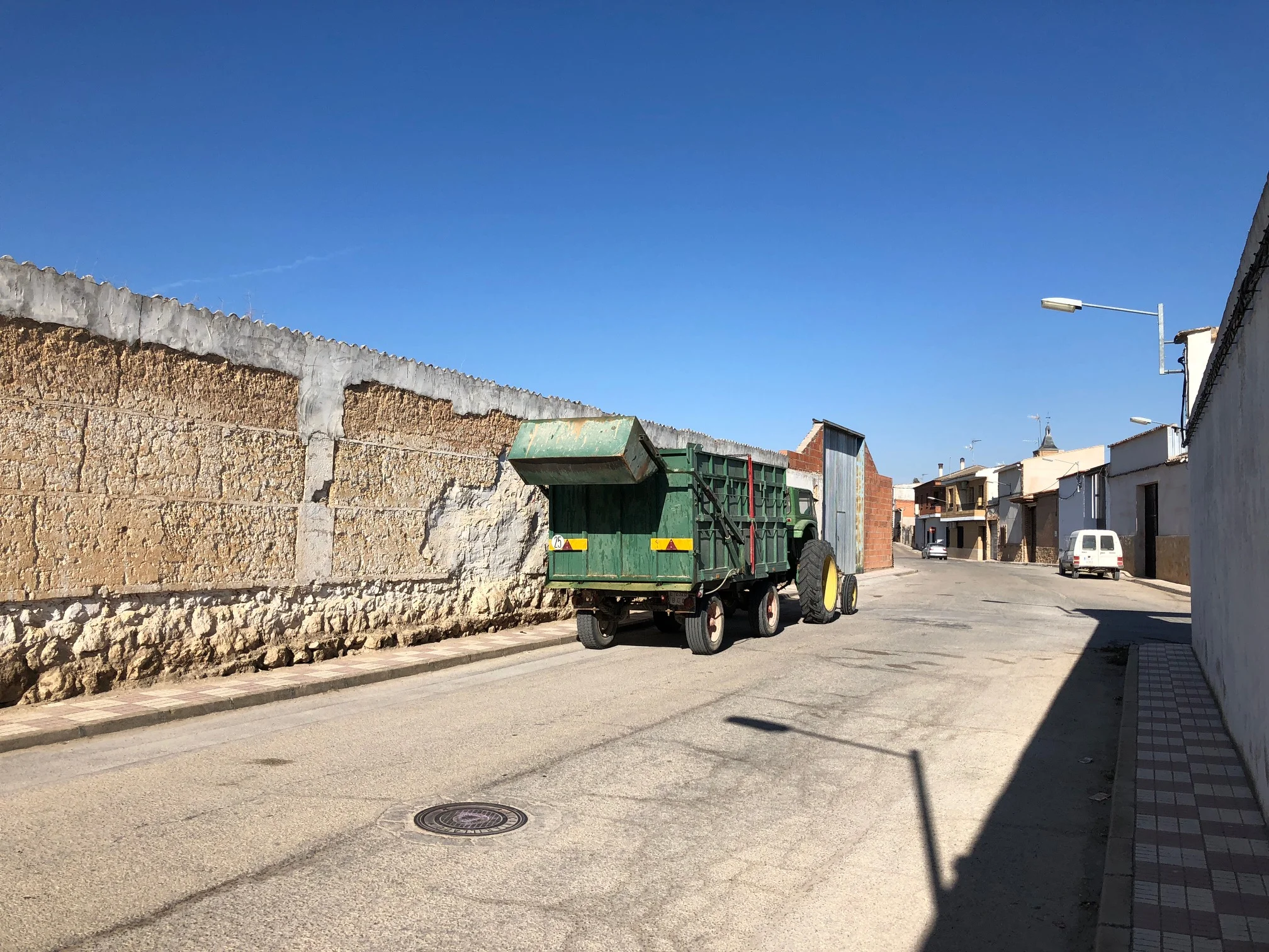 GRAPES BEING BROUGHT INTO TOWN