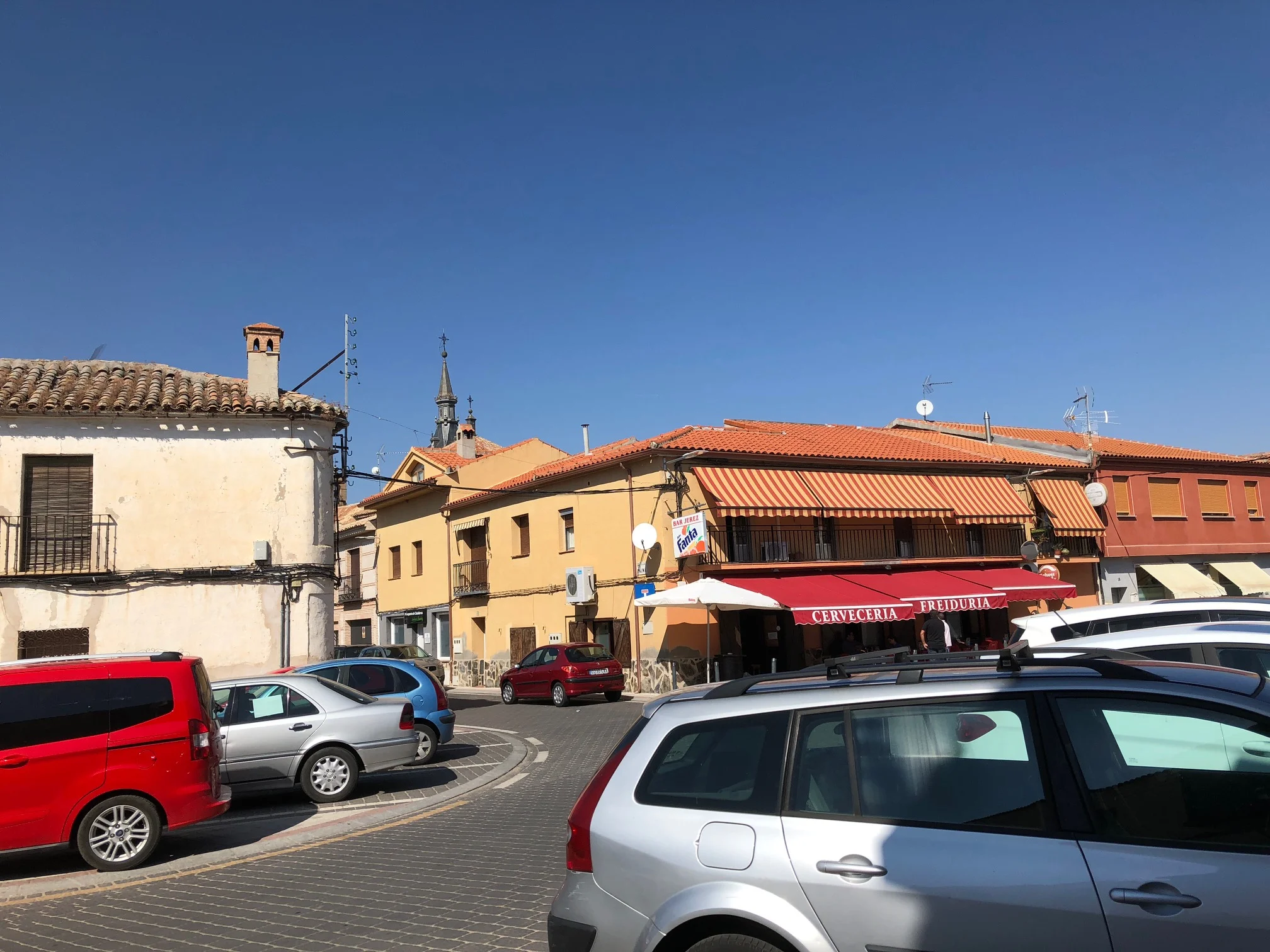 VILLAGE NUMBER 4, BURGULLOS DE TOLEDO