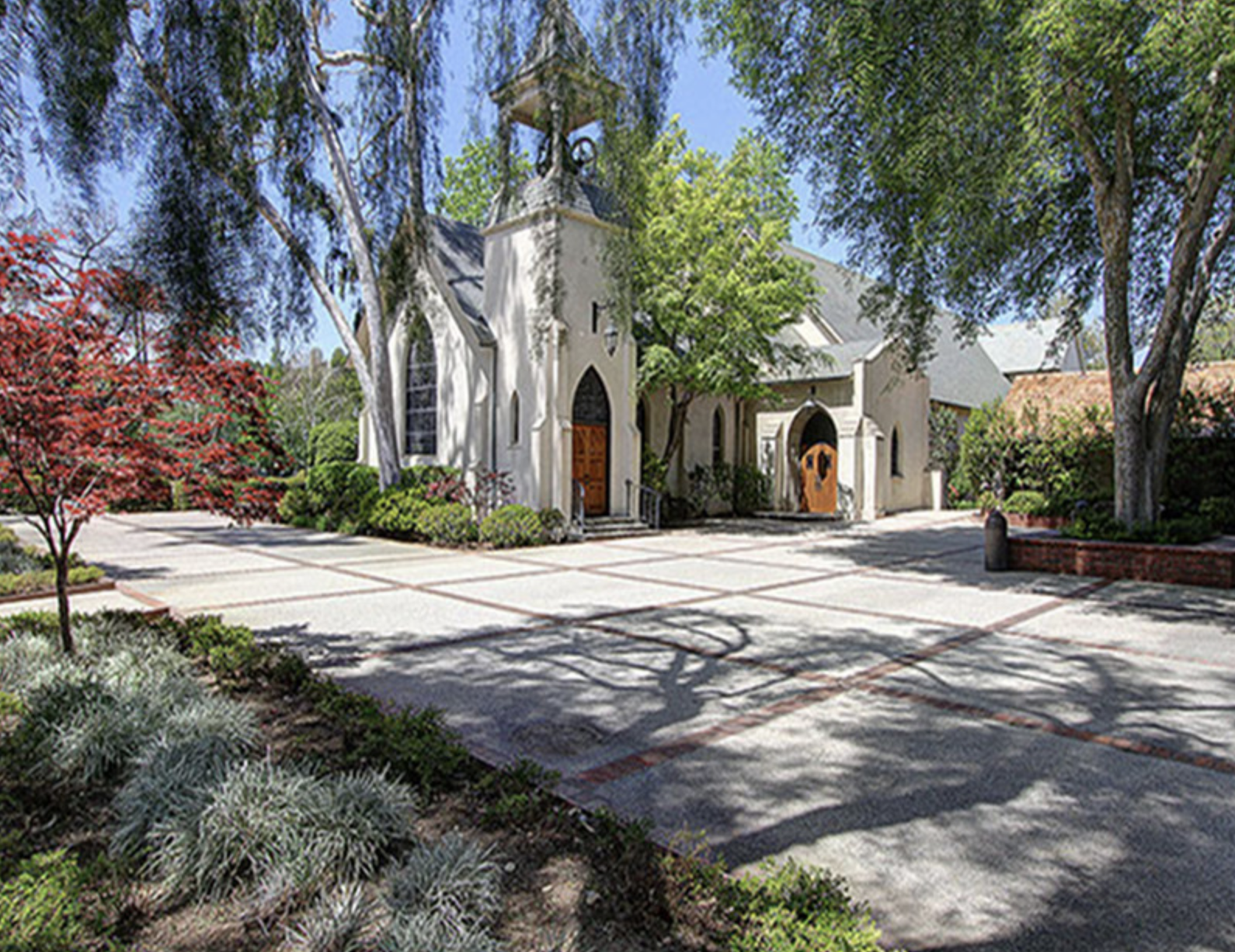 Chuch of Our Savior_San Gabiel, CA.png