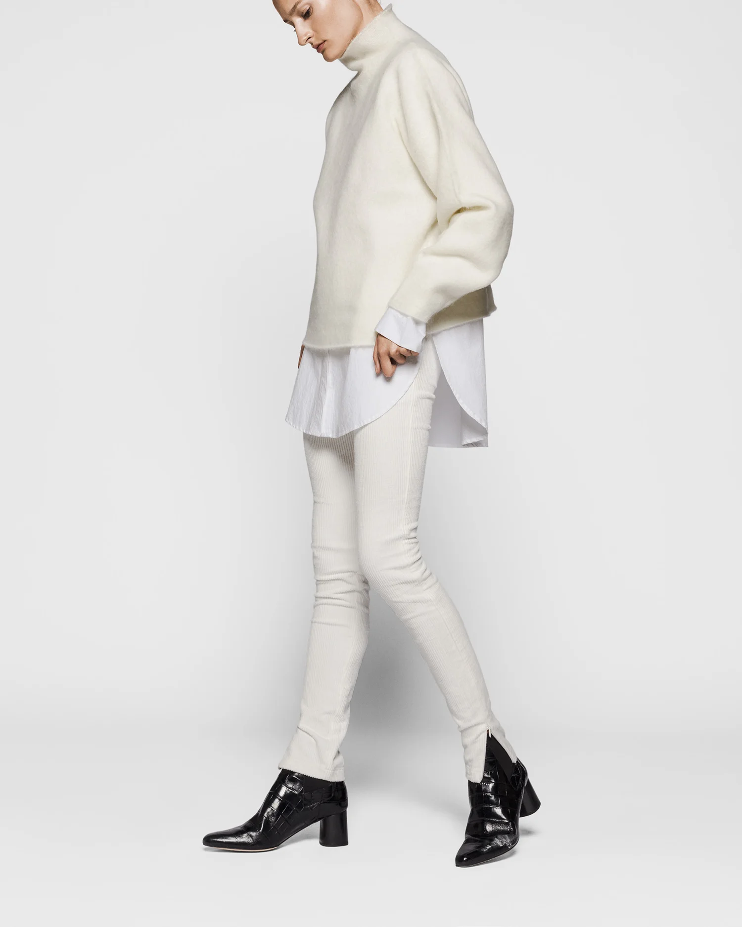 SAN FRANSISCO_Offwhite_front-1.jpg