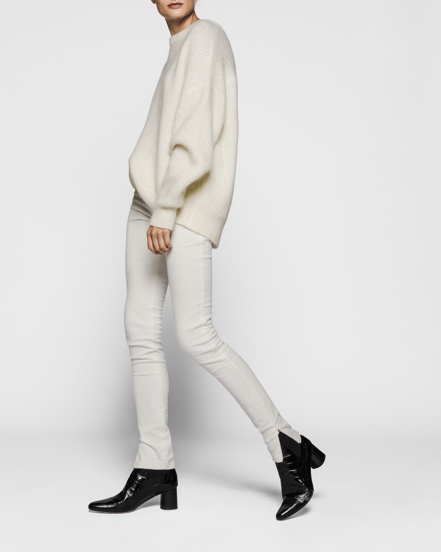MONACO mohair RN_Offwhite_front2-1.jpg
