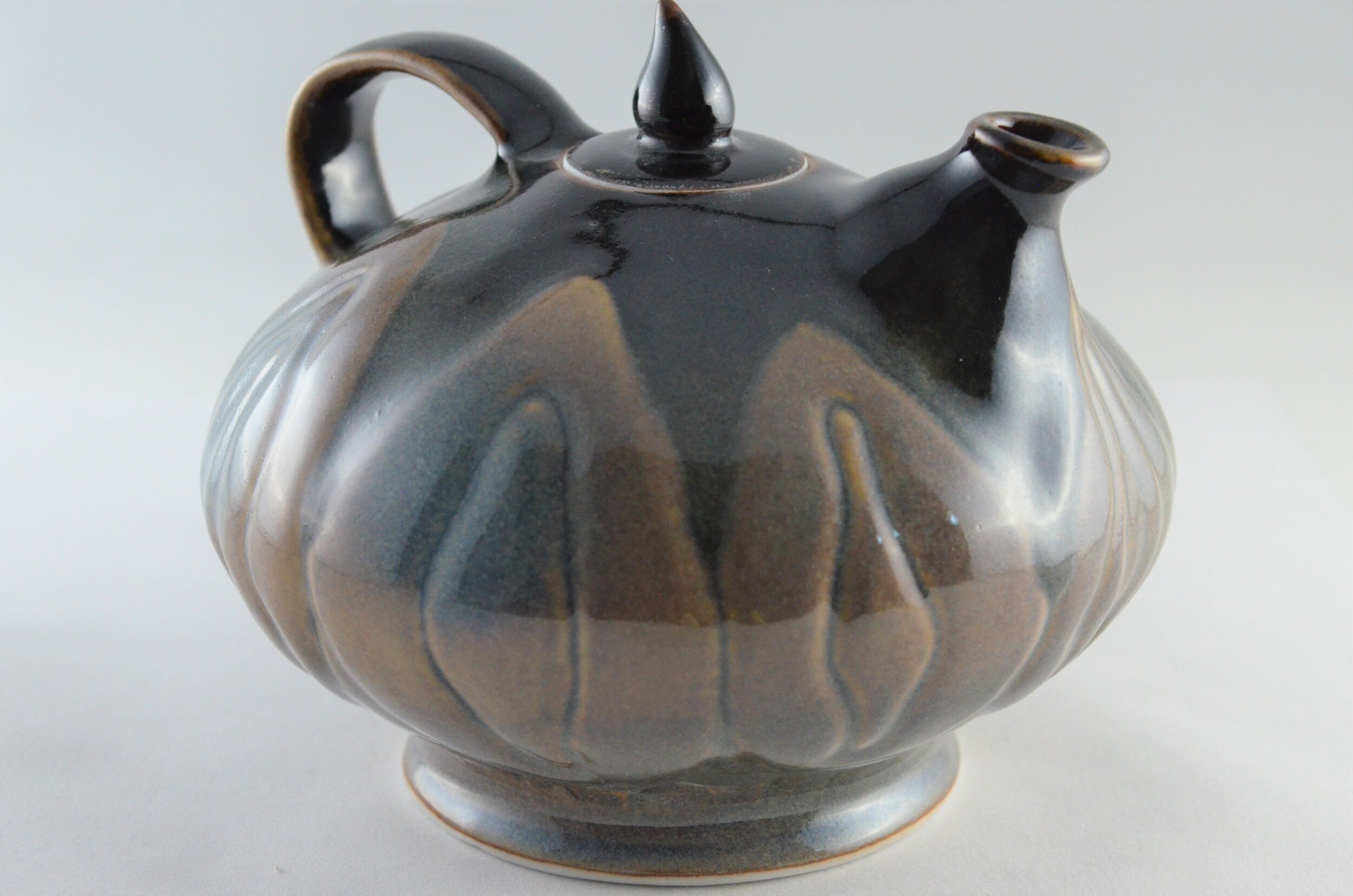 Organic Leaves Teapot