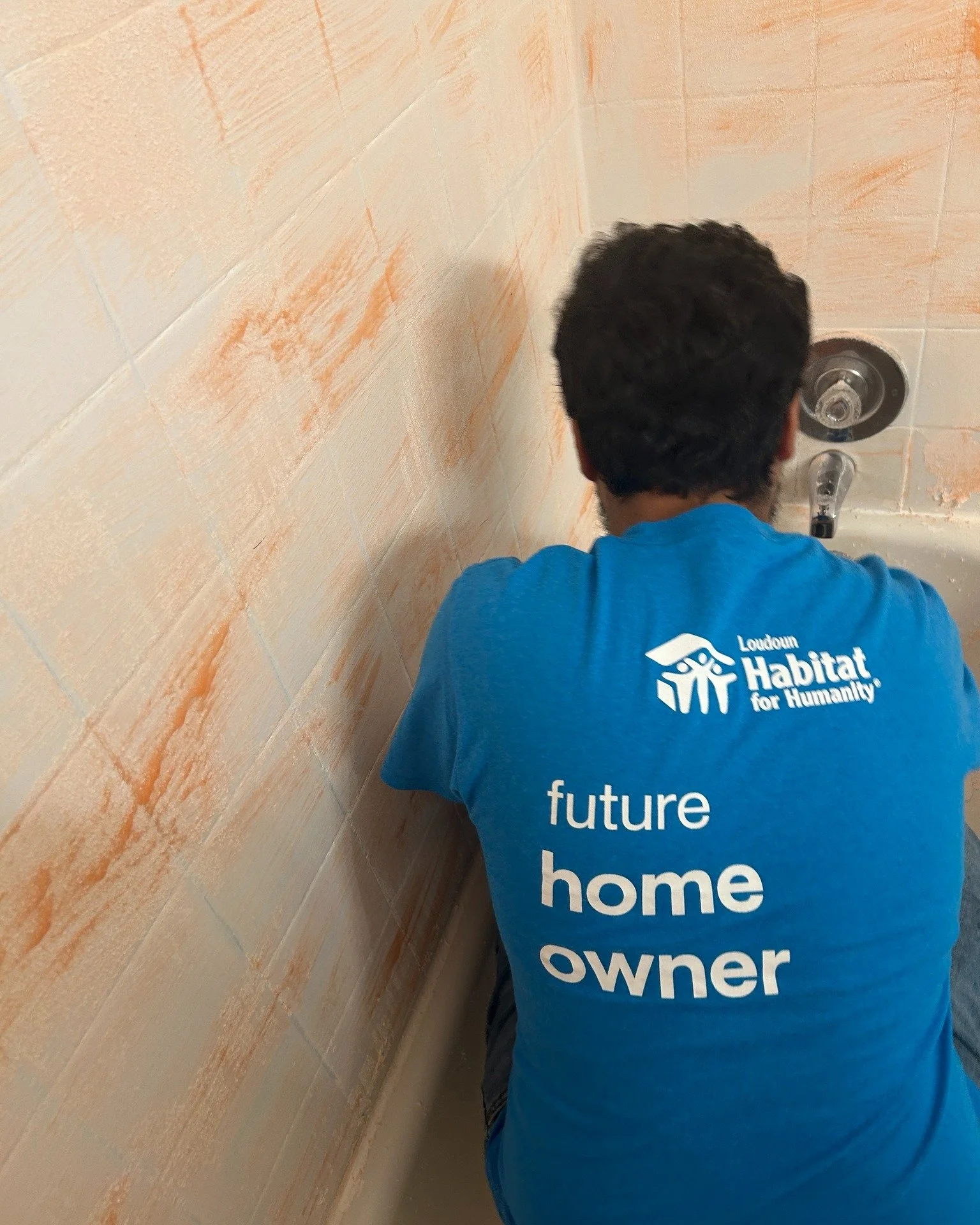 💙 Did You Know? 🏡

Buying a Habitat home is about so much more than receiving the keys.

Every partner family in Loudoun Habitat for Humanity's Homeownership Program invests sweat equity as part of their journey to homeownership. That means they ro