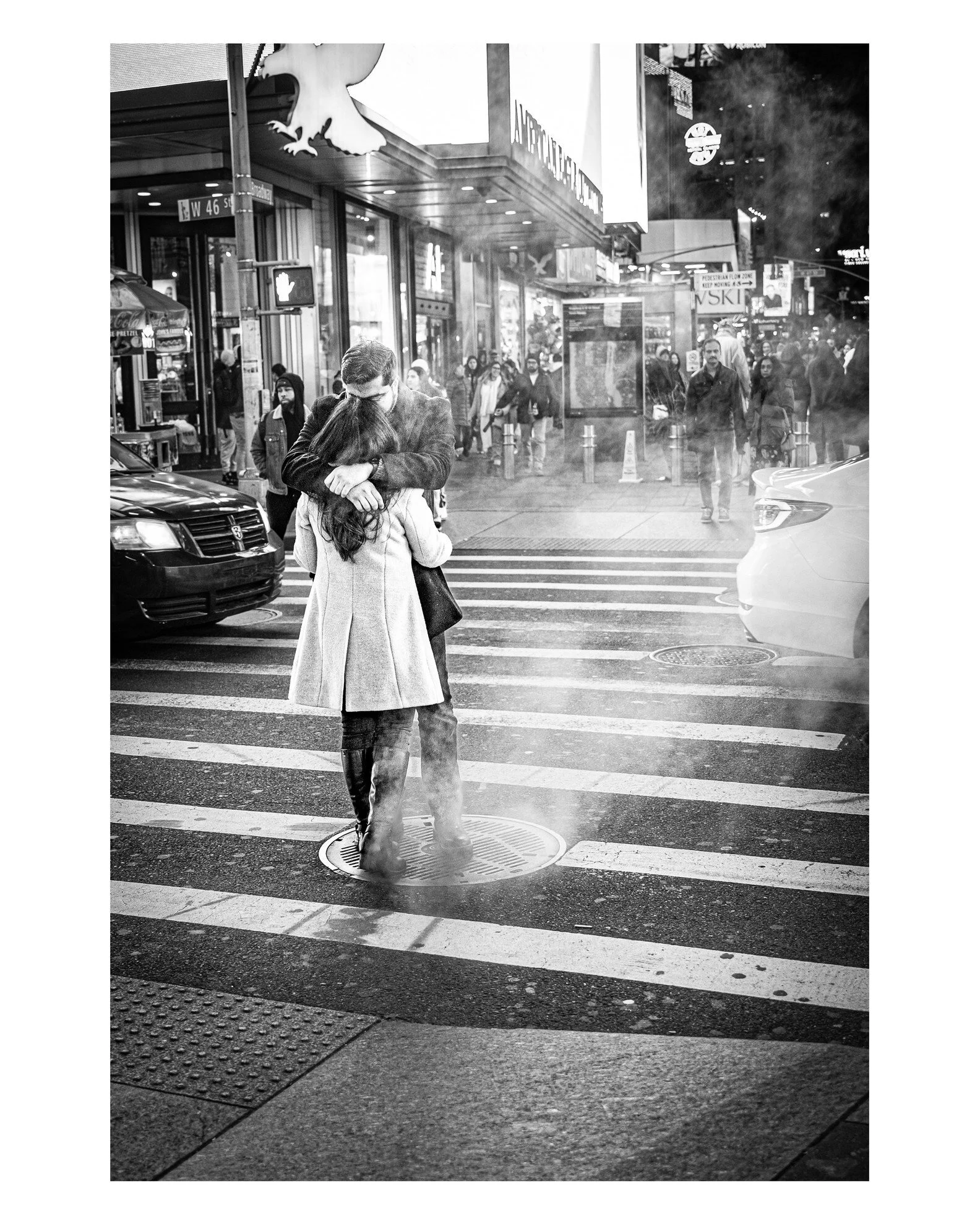 &bull;
Yeh, yeh ... Happy Valentines Day.

... now get outta da street.

__________
#tcp #tcp365 #nyc #streetphotographynyc #streetphotography #newyork #newyorkcity #street #bnw #blackandwhite #manhattan #timessquare #nycstreets #streetphoto #fujifil