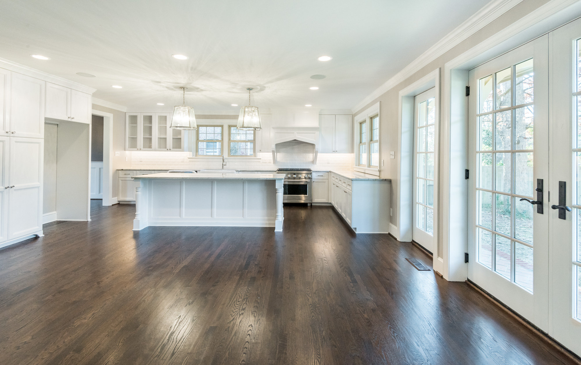 4303 Bromley Rd Web-0011.jpg