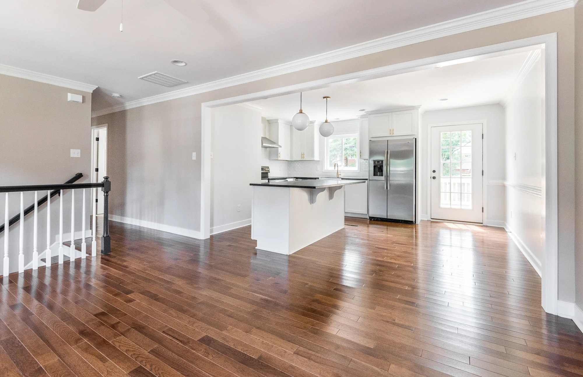 6905 W Grace St Web-0035-2.jpg