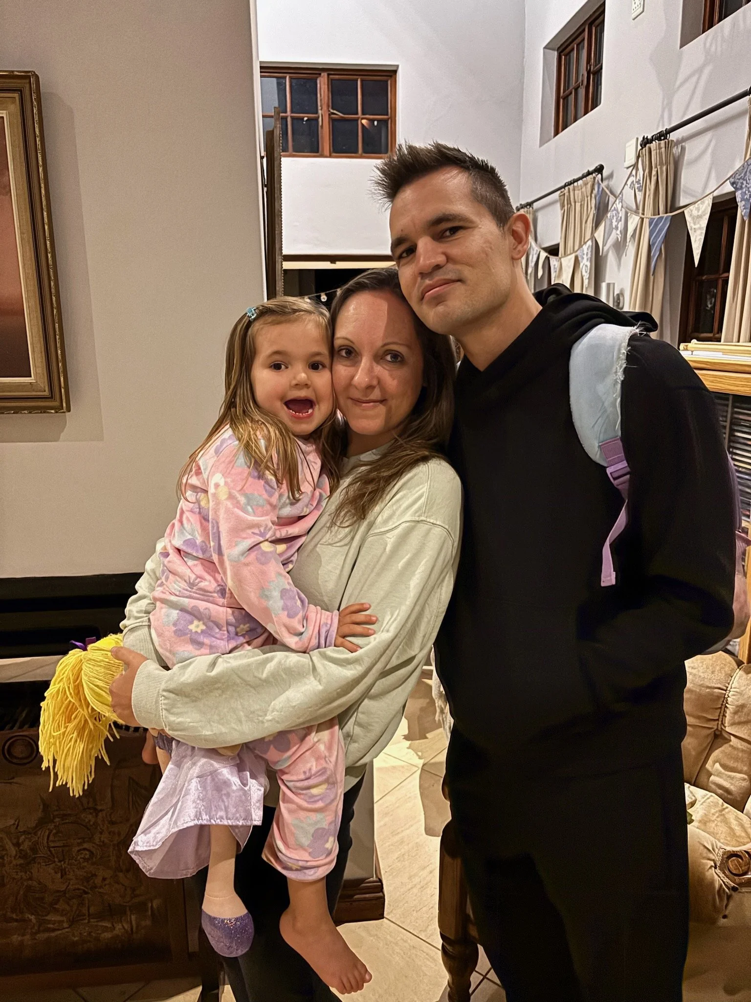 Jody and Kerri, Avah