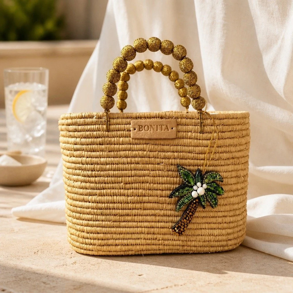 Bonita Raffia Palm - Palm tree