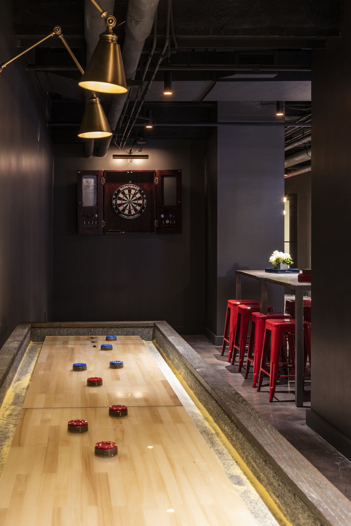 STAR BASEMENT_02sm.jpg