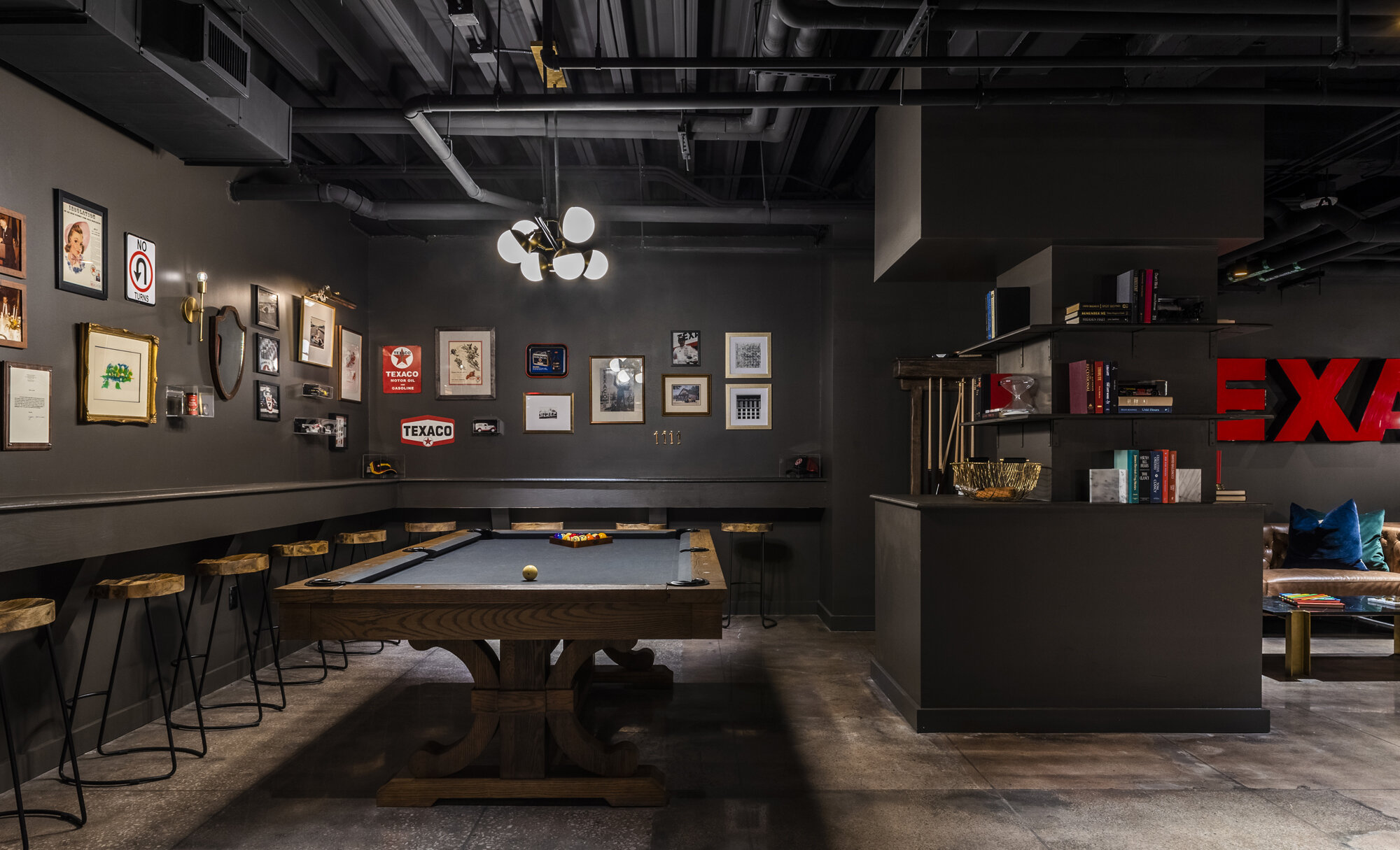 STAR BASEMENT_09sm.jpg