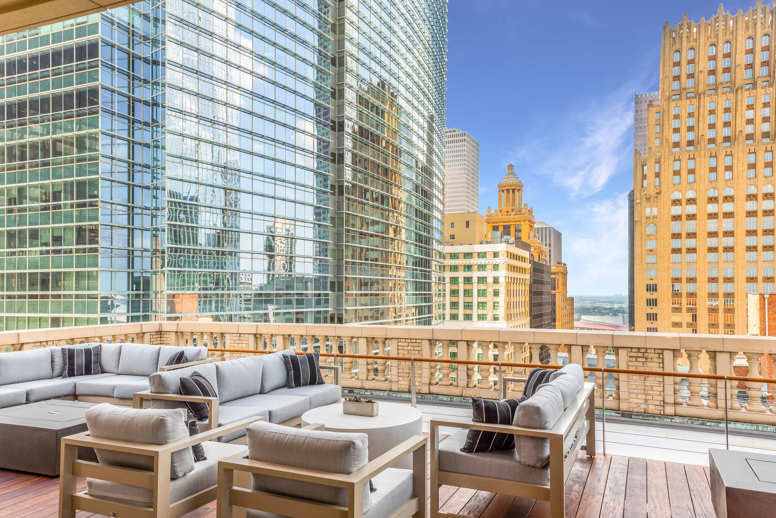 STAR ROOF DAY_01sm.jpg