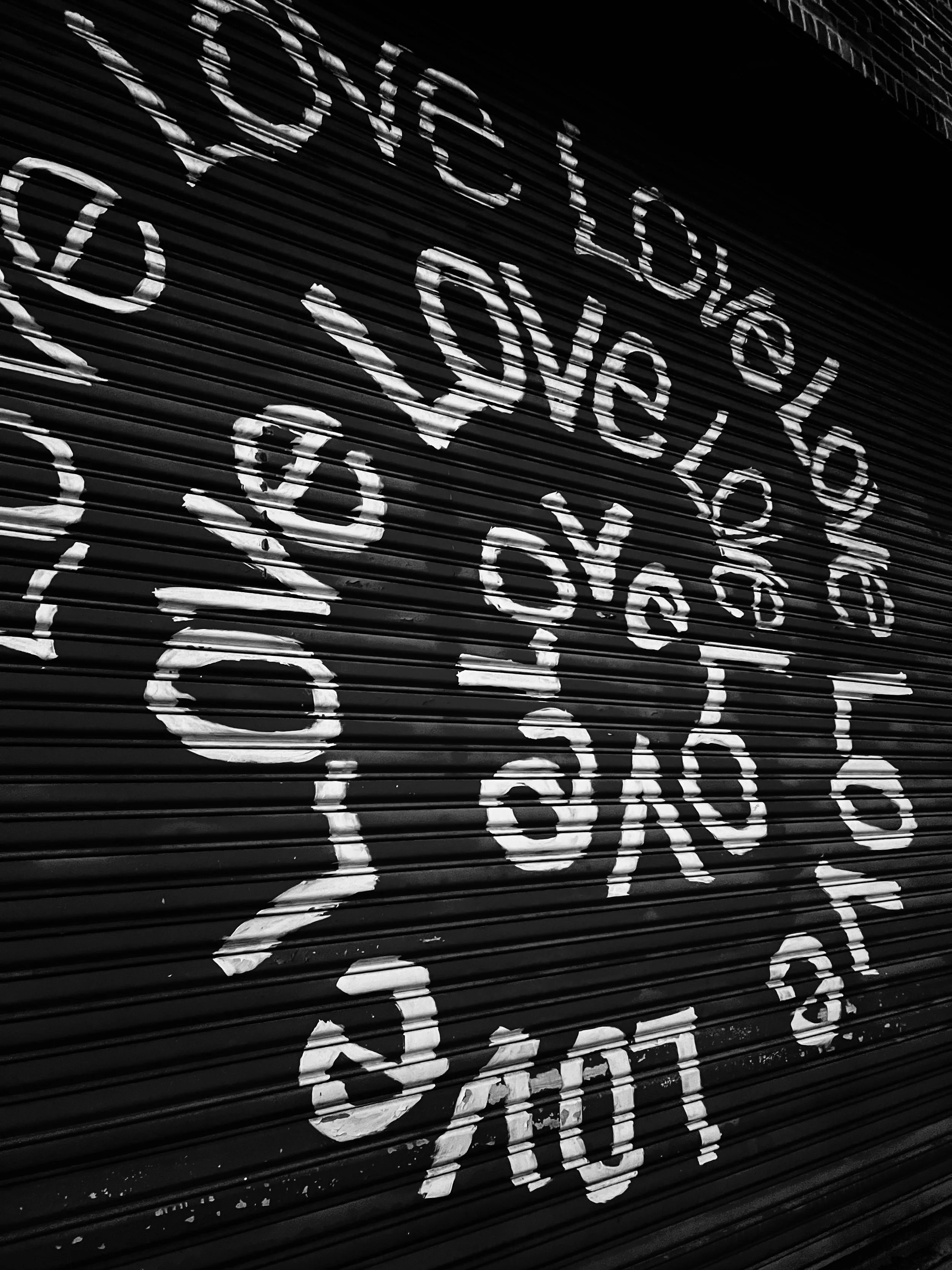 Love makes the World go Round. Brooklyn, NY, USA.  2022.