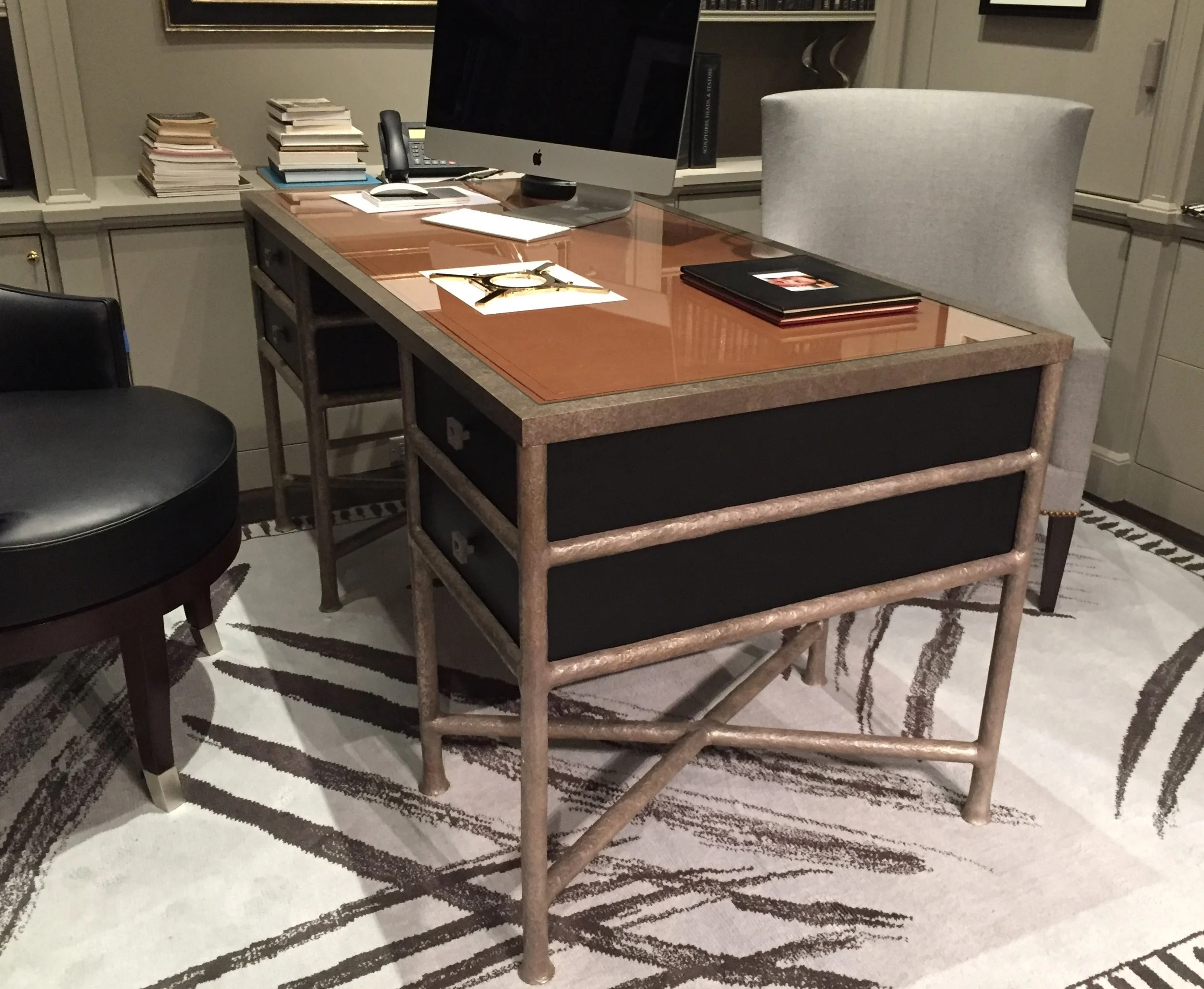  Partners desk 