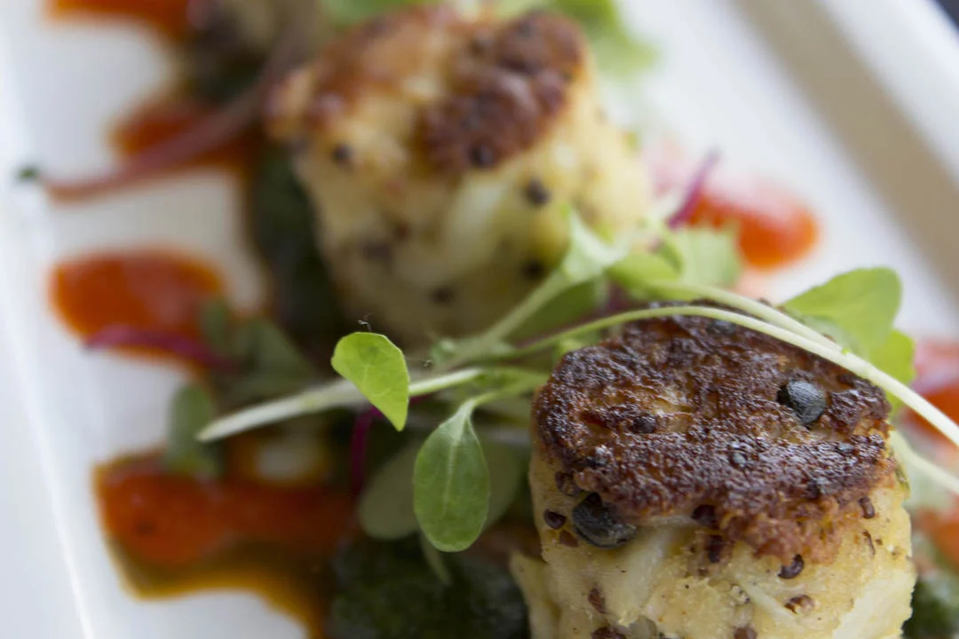 evo_crab_cakes.jpg